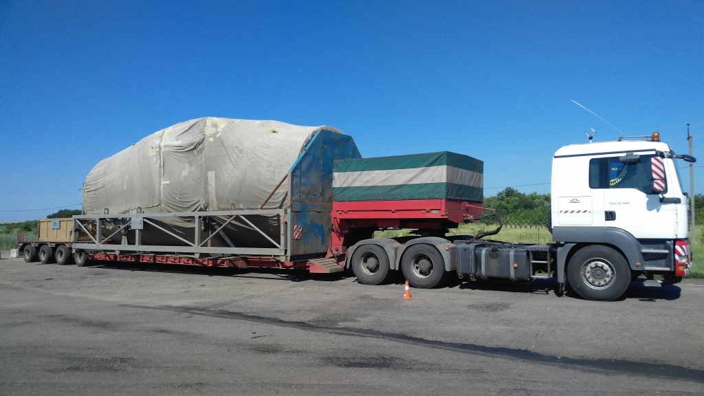 Транспортировка фюзеляжа самолета АН-148 в г. Воронеж