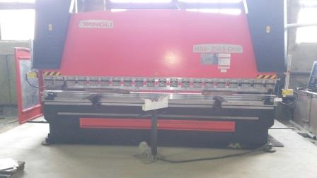 Поставка листогибочного пресса